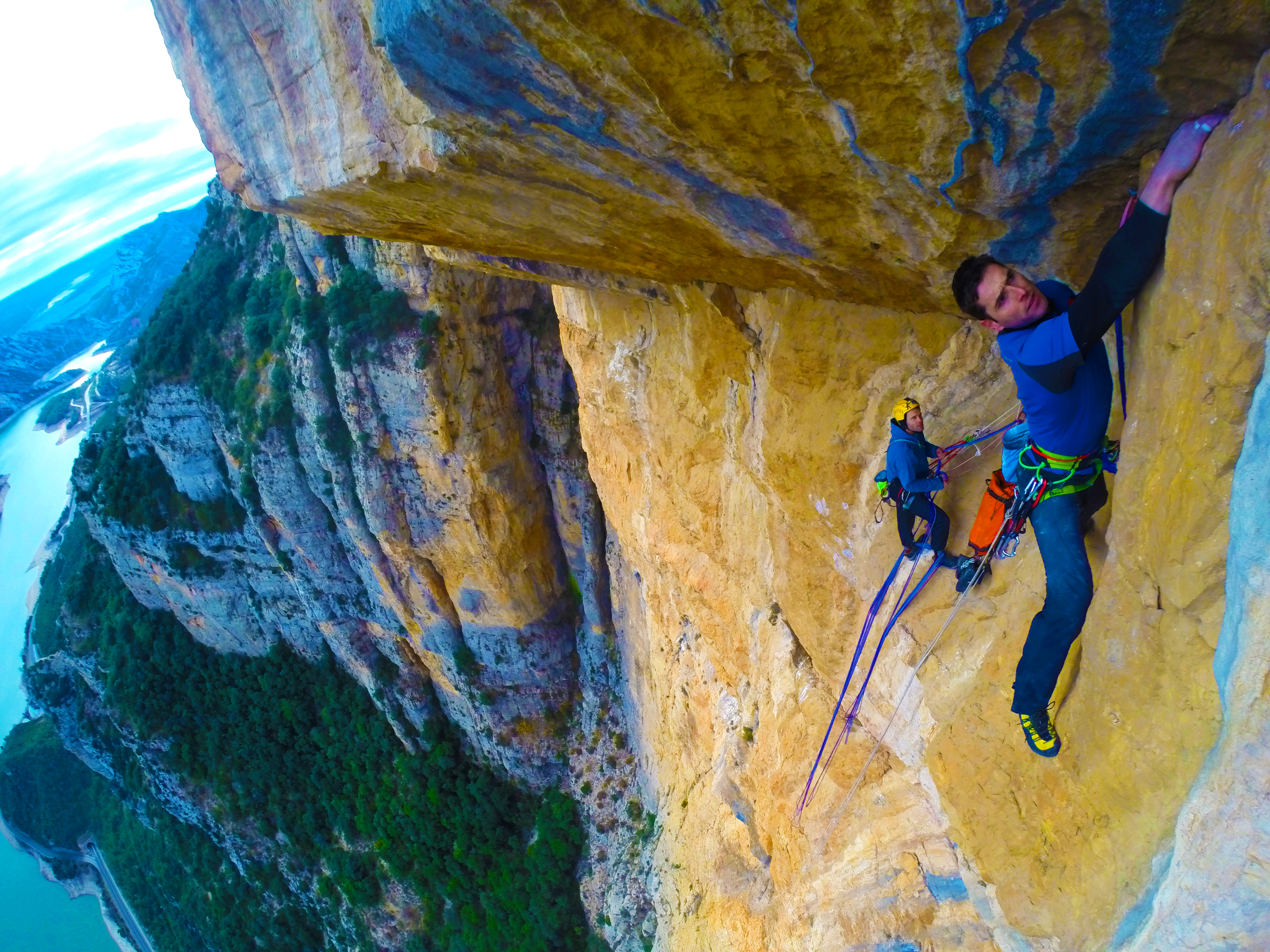 L’EIX DEL MAL 8b 340m Paret dels Sostres.