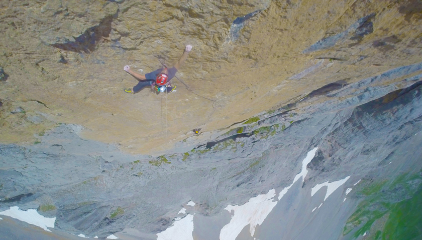 Escalando el 3.er largo (8b)