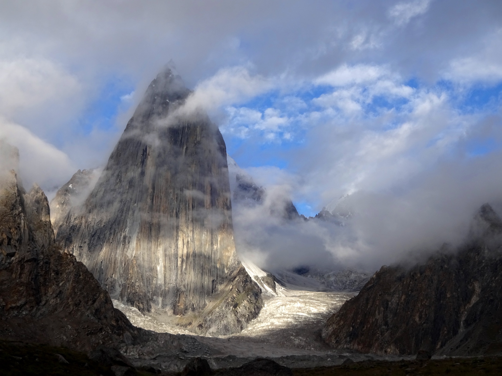 Shipton spire blai eginda