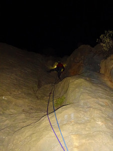 Faust abriendo de noche el 9. largo