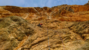 Faust abriendo el 3.er largo (6c)